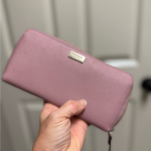 Kate Spade envelope wallet - Picture 2 of 4